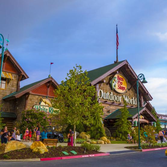 Bass Pro Shops exterior photo