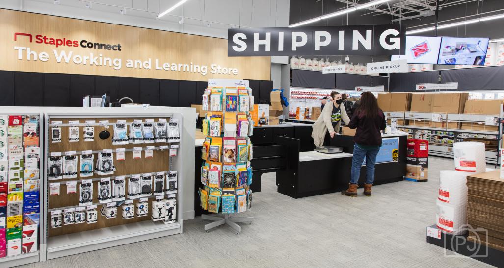 Staples Connect and shipping in a Staples store