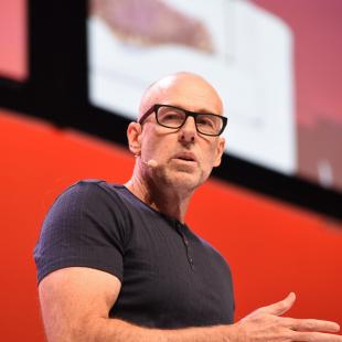 Scott Galloway at shop.org 2017 in Los Angles